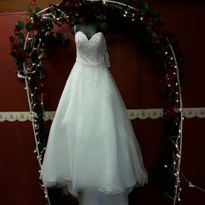Bridal ball gown